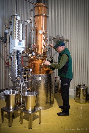 Obstbrennereianlage zum Apfelmarkt 2019 Obstbrennereianlage zum Apfelmarkt 2019